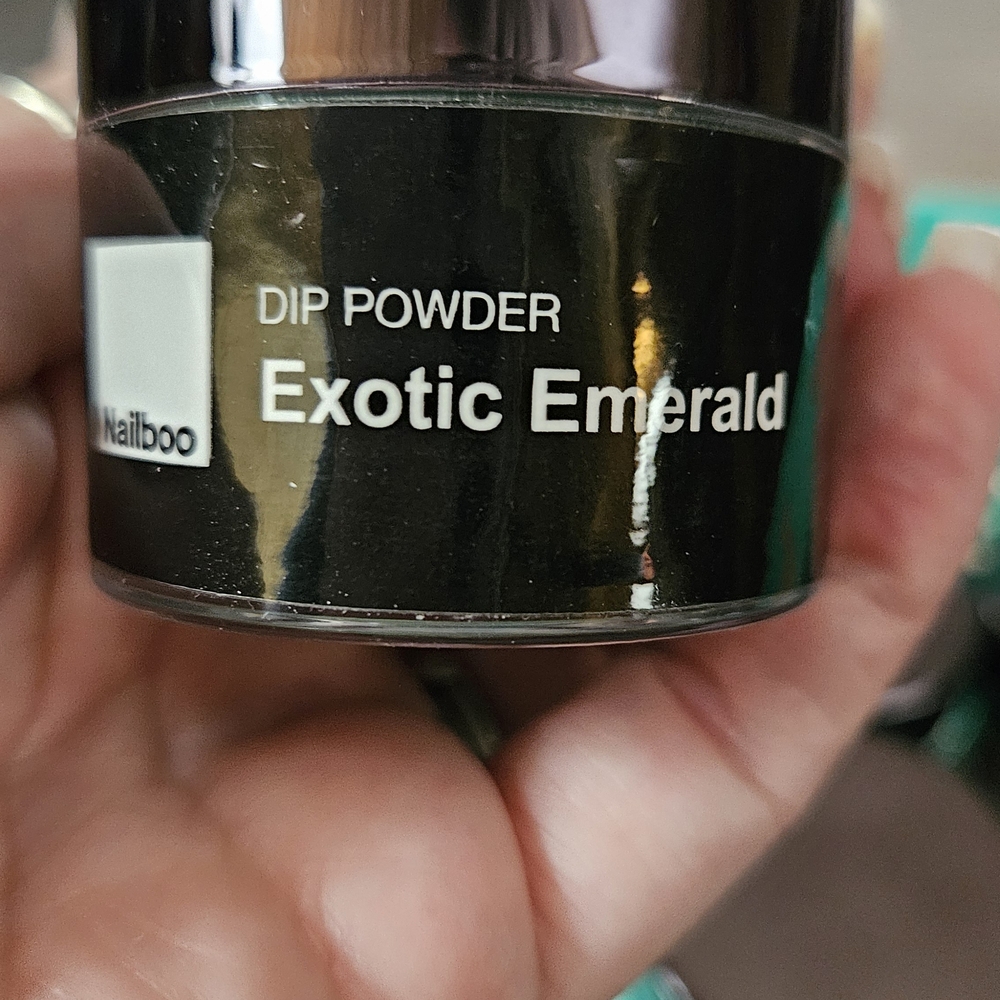 Nailboo Exotic Emerald Dip Powder